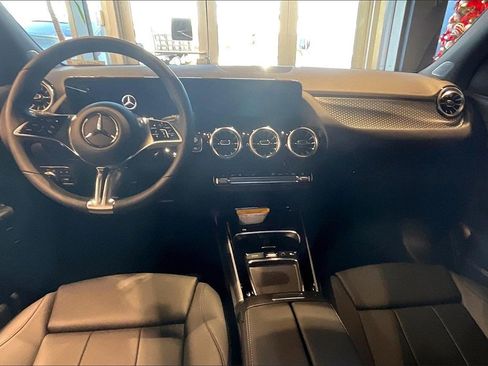 New 2026 Mercedes-Benz GLA 250 GLA 250 image 5