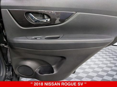 Used 2018 Nissan Rogue SV w/ Premium Package AWD/4WD image 30