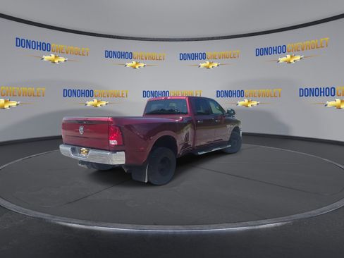 Used 2018 RAM 3500 Tradesman w/ Chrome Appearance Group RWD image 9