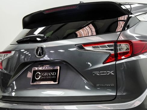 Used 2025 Acura RDX SH-AWD w/ Technology Package image 12
