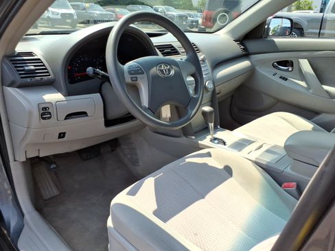 Used 2011 Toyota Camry LE w/ LE Extra-Value Pkg FWD image 13