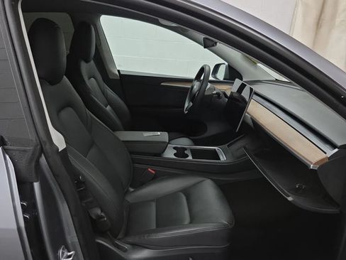 Used 2024 Tesla Model Y Performance AWD/4WD image 4
