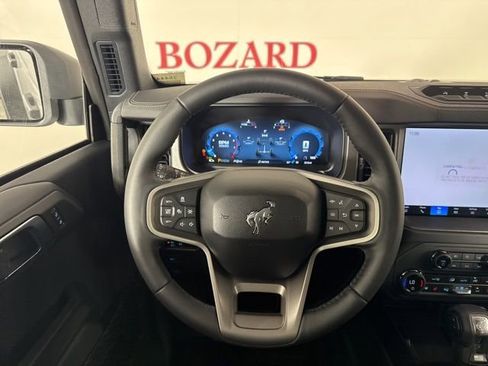 New 2025 Ford Bronco Badlands image 10