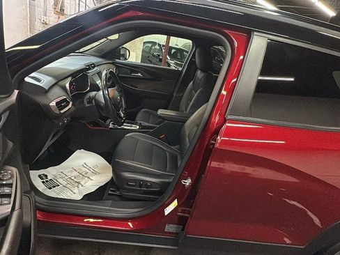 Used 2022 Chevrolet TrailBlazer RS FWD image 12