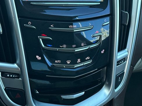 Used 2015 Cadillac SRX Performance w/ Driver Awareness Package AWD/4WD image 21