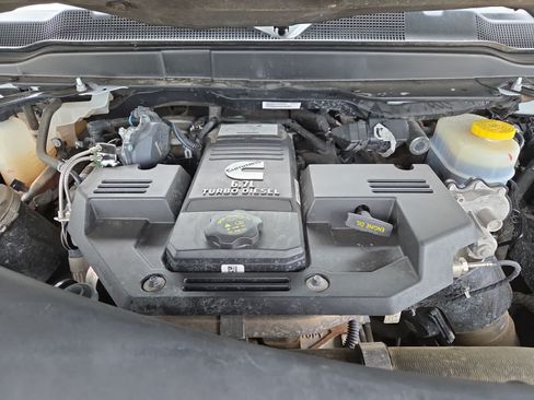 Used 2023 RAM 2500 Laramie AWD/4WD image 17