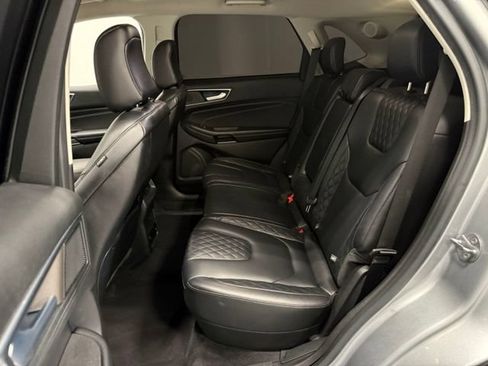 Used 2023 Ford Edge Titanium AWD/4WD image 25