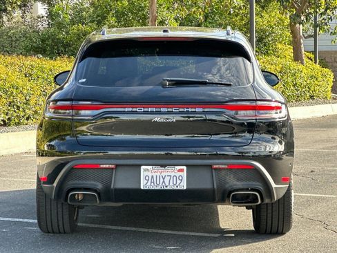 Used 2022 Porsche Macan image 2