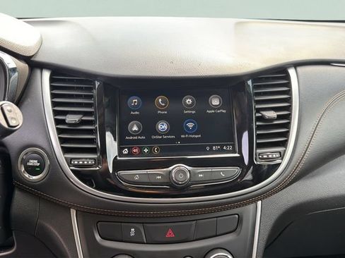Used 2018 Chevrolet Trax LT w/ LT Convenience Package AWD/4WD image 10