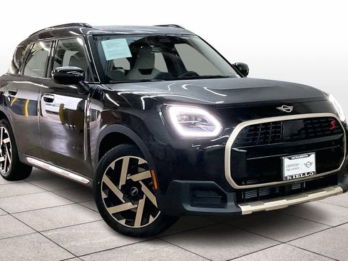 Certified 2025 MINI Cooper Countryman S image 2