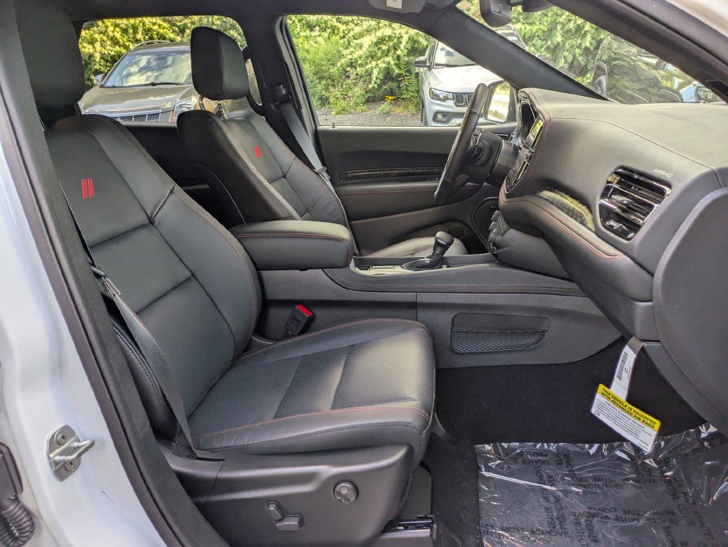 Used 2025 Dodge Durango R/T AWD/4WD image 31