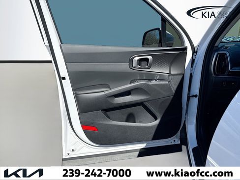 New 2026 Kia Sorento LX FWD image 21