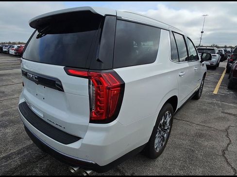 Used 2023 GMC Yukon Denali Ultimate image 4