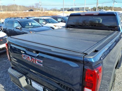 Used 2019 GMC Sierra 1500 Elevation w/ Elevation Value Package image 5