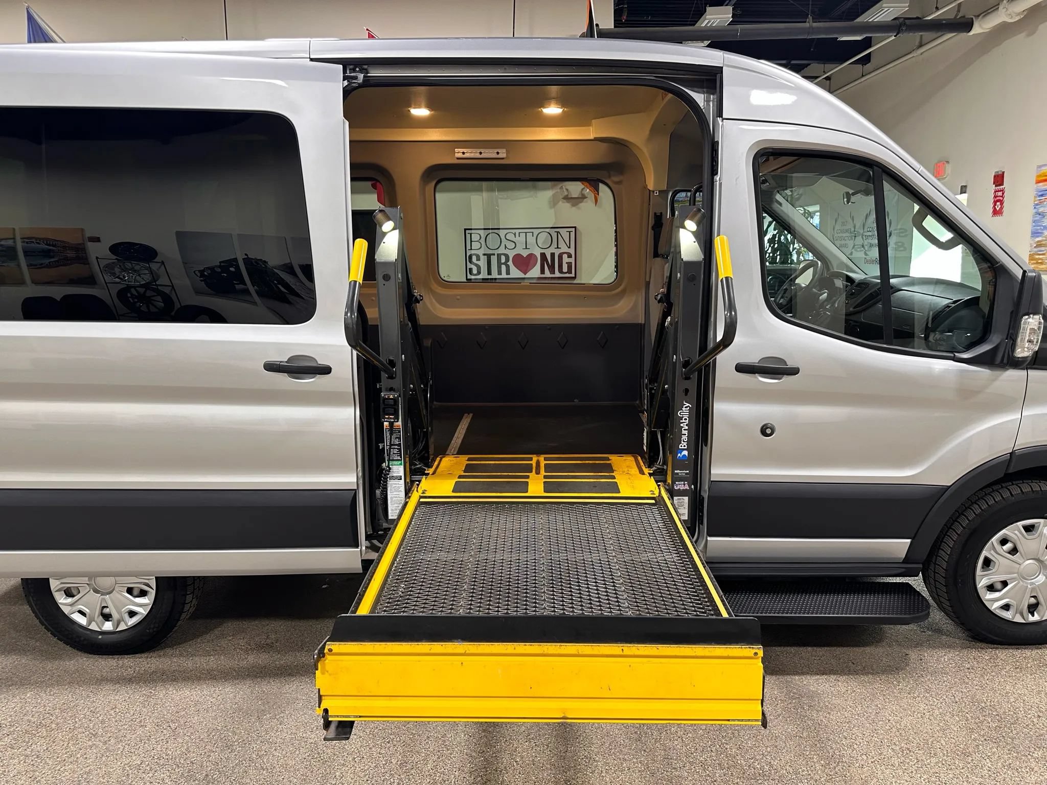 Used 2015 Ford Transit 350 148 Medium Roof RWD image 26