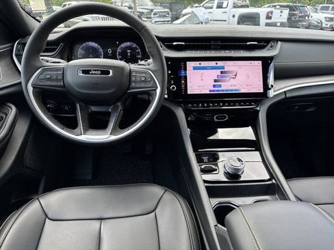 New 2026 Jeep Grand Cherokee L Limited AWD/4WD image 25