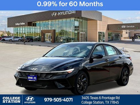 New 2026 Hyundai Elantra Sport FWD image 6
