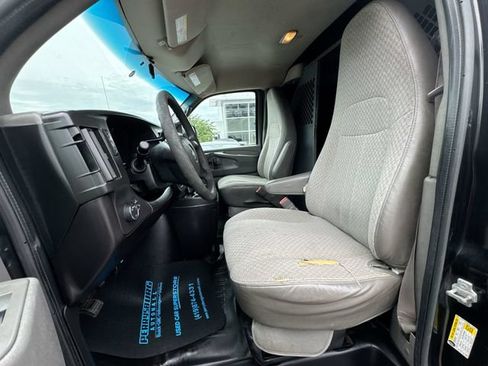 Used 2013 Chevrolet Express 2500 w/ Power Package RWD image 17