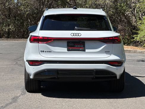 Used 2027 Audi Q6 e-tron Premium Plus w/ Premium Plus AWD/4WD image 6