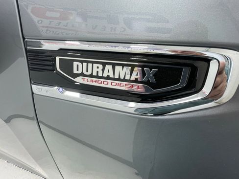 New 2026 GMC Sierra 1500 SLE image 4