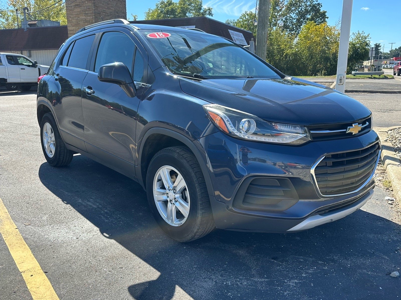 Used 2018 Chevrolet Trax LT w/ LT Convenience Package AWD/4WD image 1