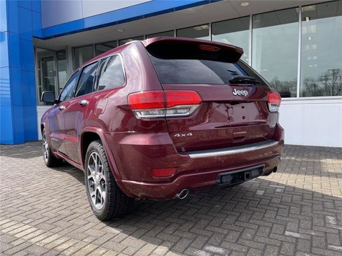 Used 2019 Jeep Grand Cherokee Overland AWD/4WD image 3