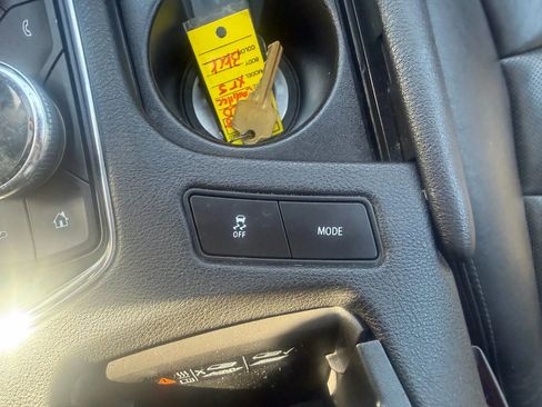 Used 2020 Cadillac XT5 Premium Luxury image 32