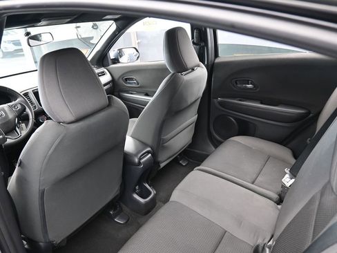 Used 2021 Honda HR-V Sport image 32