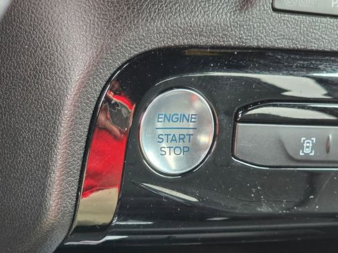 Used 2024 Ford Escape ST-Line w/ Tech Pack #1 image 17