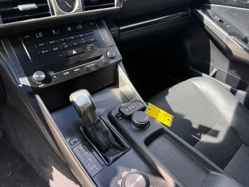 Used 2014 Lexus IS 250 RWD image 13