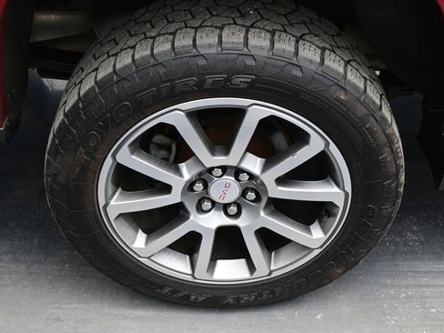 Used 2019 GMC Canyon Denali image 12