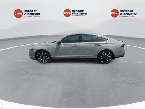 Used 2024 Honda Accord Touring image 5