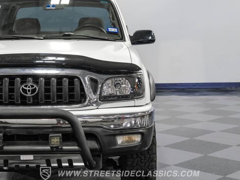 Used 2002 Toyota Tacoma PreRunner image 18