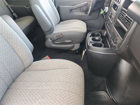 New 2025 Chevrolet Express 3500 LT w/ LT Preferred Equipment Group image 11