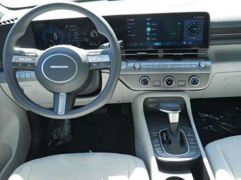 Used 2026 Hyundai Kona SE AWD/4WD image 16