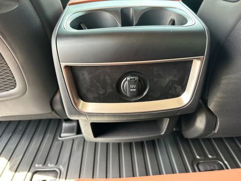 New 2026 Kia Carnival EX FWD image 22