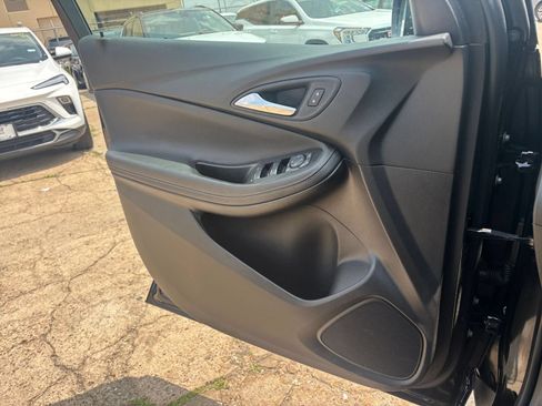 Used 2025 Buick Encore GX Preferred FWD image 18