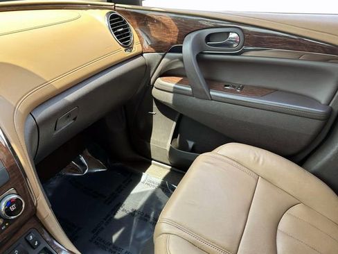 Used 2014 Buick Enclave Leather FWD image 25