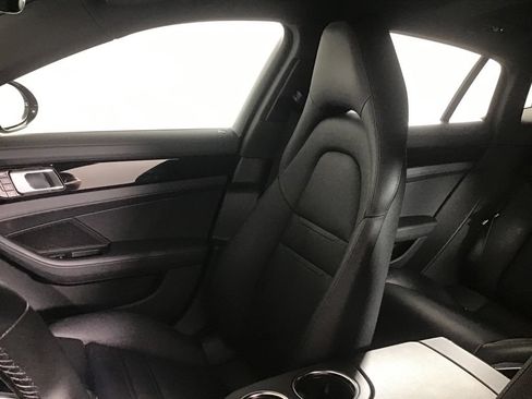 Certified 2023 Porsche Panamera 4 AWD/4WD image 22