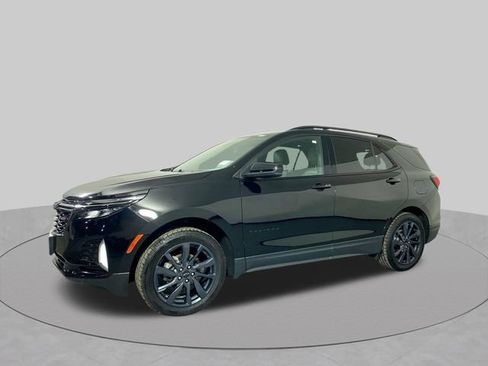Used 2023 Chevrolet Equinox RS AWD/4WD image 24