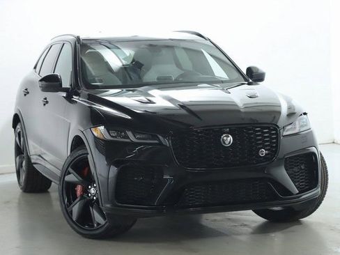 Used 2026 Jaguar F-PACE SVR image 2