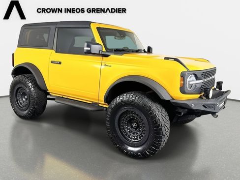 Used 2022 Ford Bronco Badlands w/ Sasquatch Package image 3