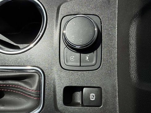Used 2023 Chevrolet Traverse RS AWD/4WD image 24