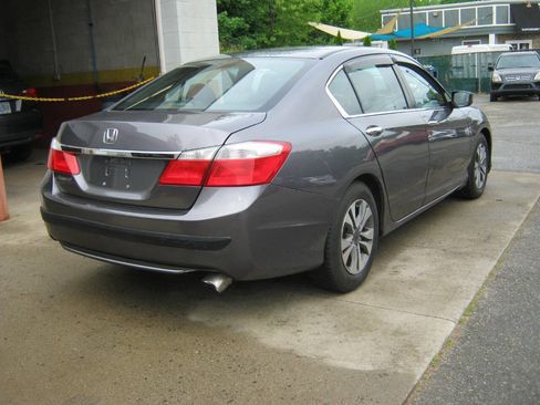 Used 2015 Honda Accord LX image 5