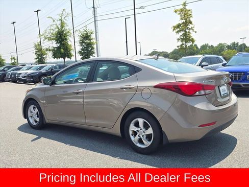 Used 2014 Hyundai Elantra SE FWD image 5