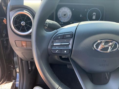 Used 2023 Hyundai Kona Limited FWD image 23