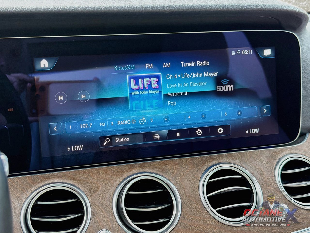 Used 2022 Mercedes-Benz E 350 Sedan image 15