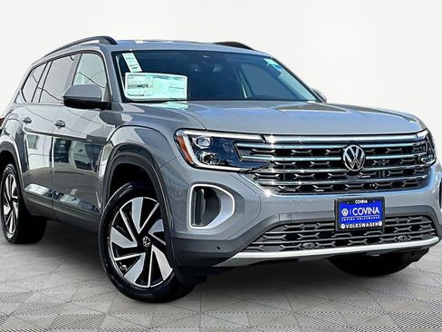 New 2026 Volkswagen Atlas SE FWD image 1