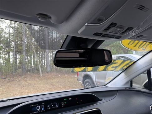 Used 2016 Toyota Prius Four w/ Advanced Technology Package image 54