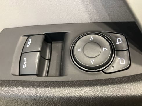 Used 2017 Chevrolet Camaro SS RWD image 12